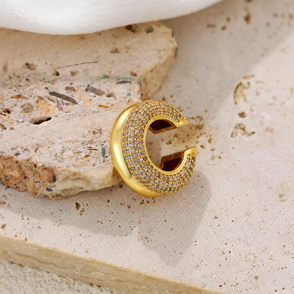 Vue 6 de l’ear cuff Oria