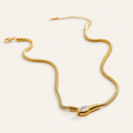 Collier Elyne Goutte doré sur fond ivoire Aliara